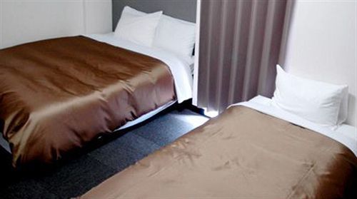 Hotel Plaza Inn Токушима Екстериор снимка